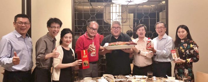 拜访中国白酒协会加强联系 筹办种族和谐图形棋子赛事