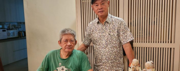 名誉会长陈弈秋赠送 本会两件可贵的礼物