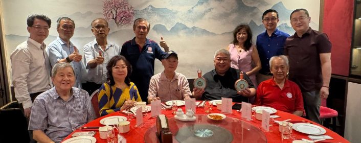 新加坡象棋总会设宴欢迎单霞丽